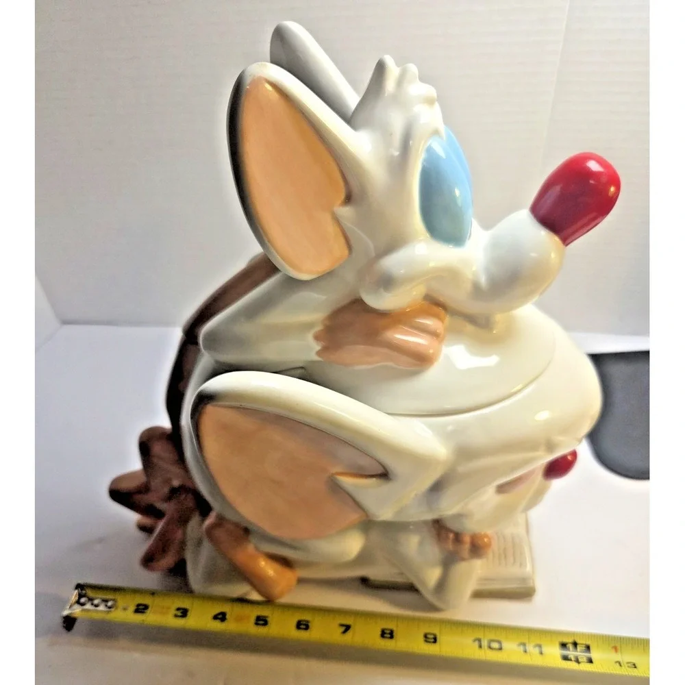 Warner Bros. Studio Store Pinky and the Brain Ceramic Cookie Jar, Lid, 1997